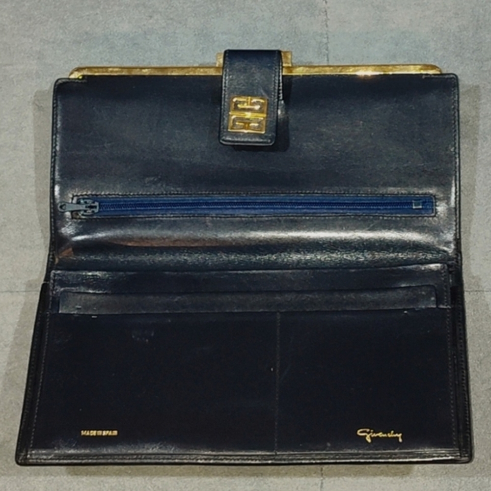 NWOT VINTAGE GIVENCHY NAVY BLUE MONOGRAM BI-FOLD SNAP LONG WALLET WITH DUSTBAG - Picture 13 of 14